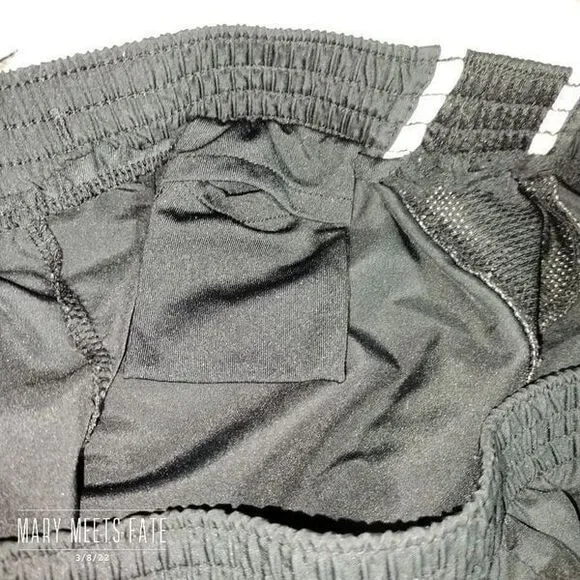 Black Pull On Running Shorts Small 19 Emblem Gym Workout Gear - Picture 5 of 6